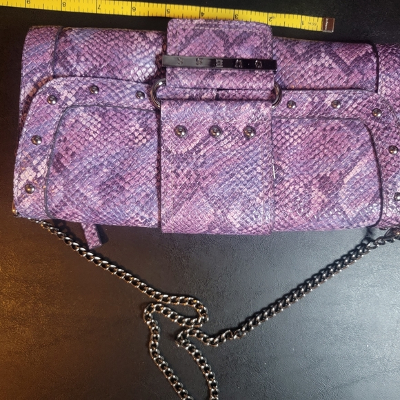 Guess Clutch with wallet and checkbook cover. Has a chain link strap.  Excellent - Picture 11 of 11
